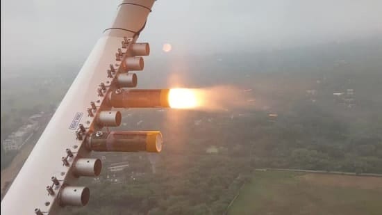 IIT Kanpur conducts successful test flight for cloud seeding experiment.