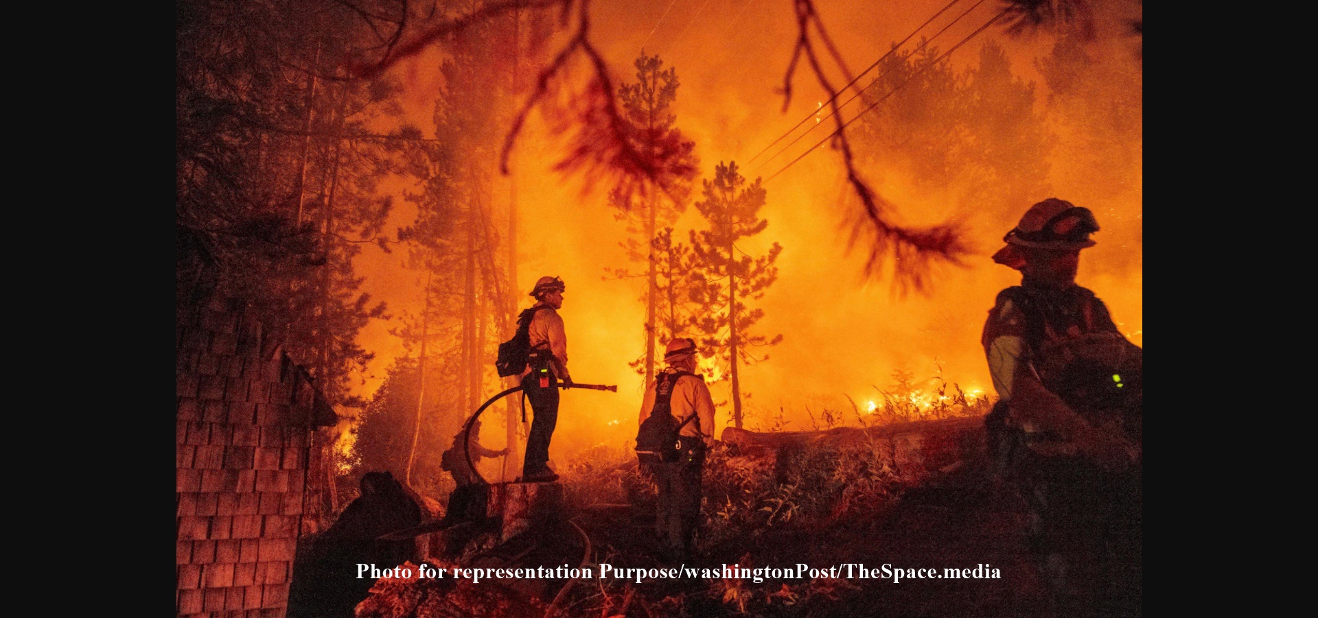 The  Wildfire Ravages and Engulf the town of Caldor, in North California