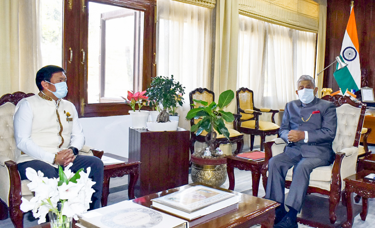 Chief Minister Pema Khandu calls on the Governor Brig. (Dr.) B.D. Mishra (Retd.) at Raj Bhavan, Itanagar