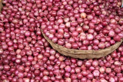 Centre imposes 40% customs duty on onions until December 2023.